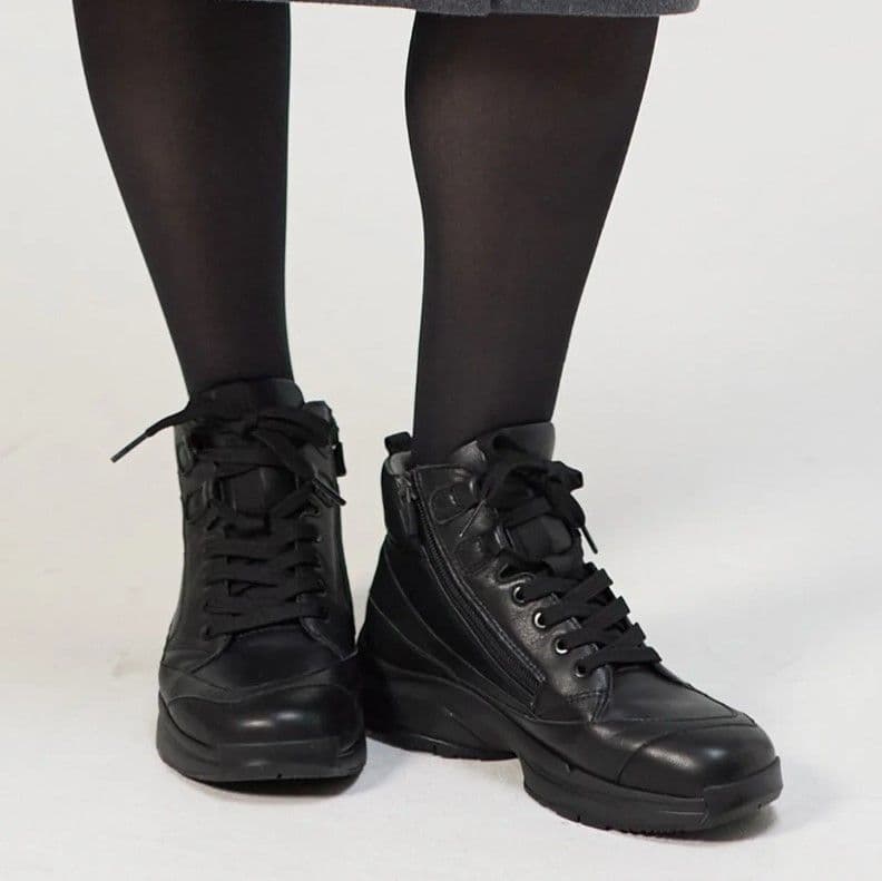 fitfit 新品24cm ◆レースアップスニーカーブーツWoW 500