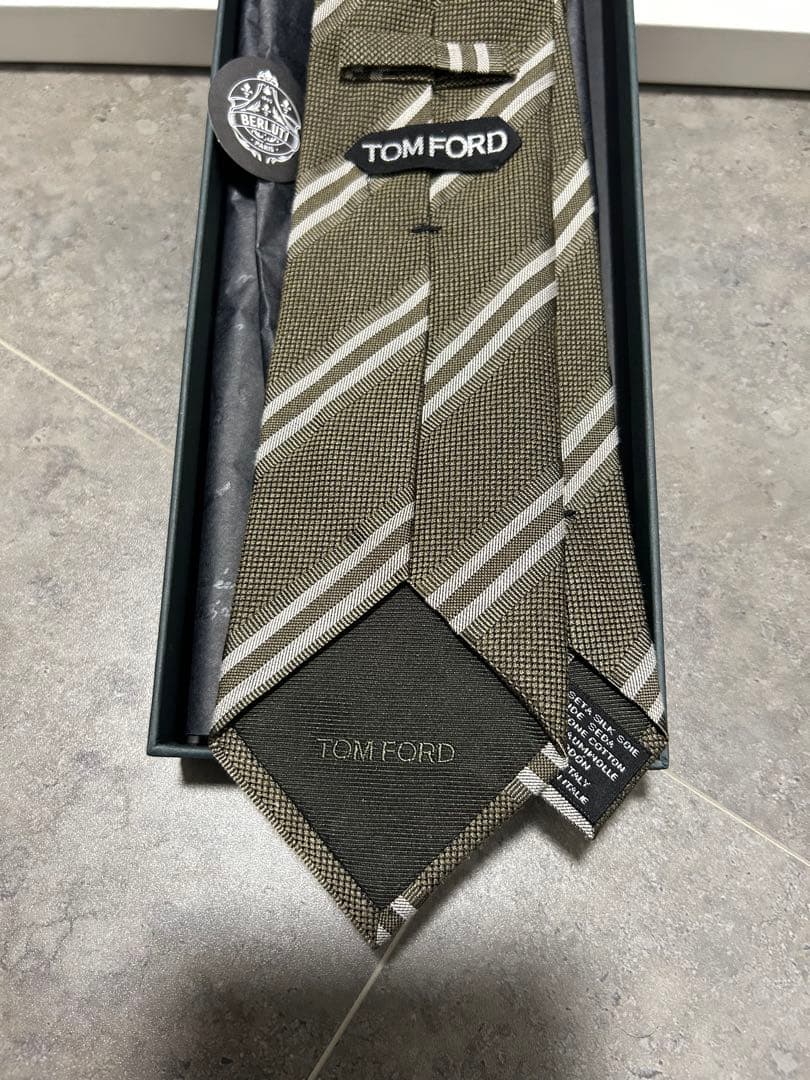 最終価格TOM FORD シルク ネクタイ 希少カラー 薄茶色メイン・ストライプ