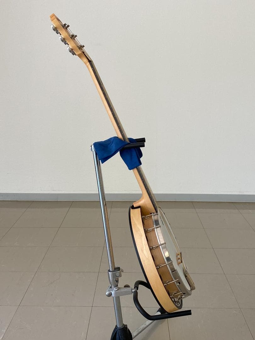 【値下げ】DEERING 6弦ギターバンジョー（ストラップ、チューナー、弦付）