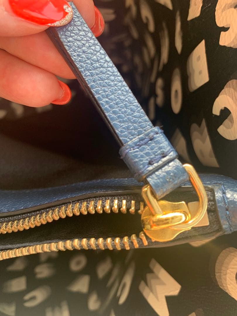 美品MARC JACOBS ネイビー トートバッグ　軽い　ほぼ未使用