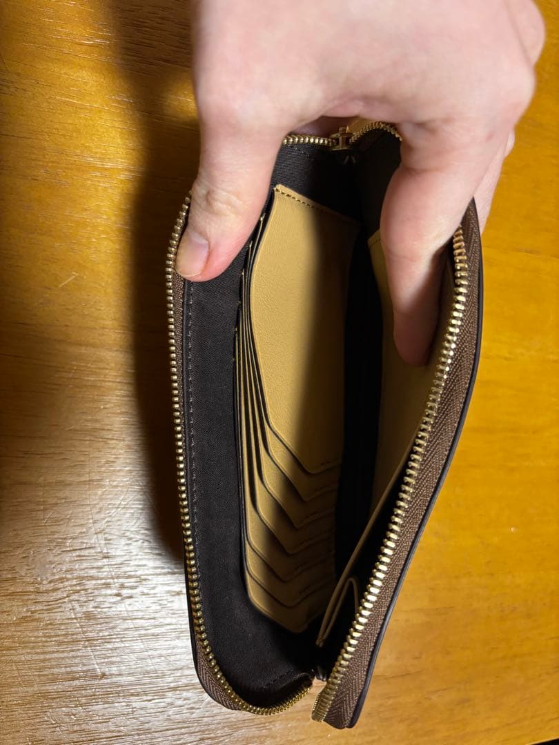 ORSETTO（オルセット）財布