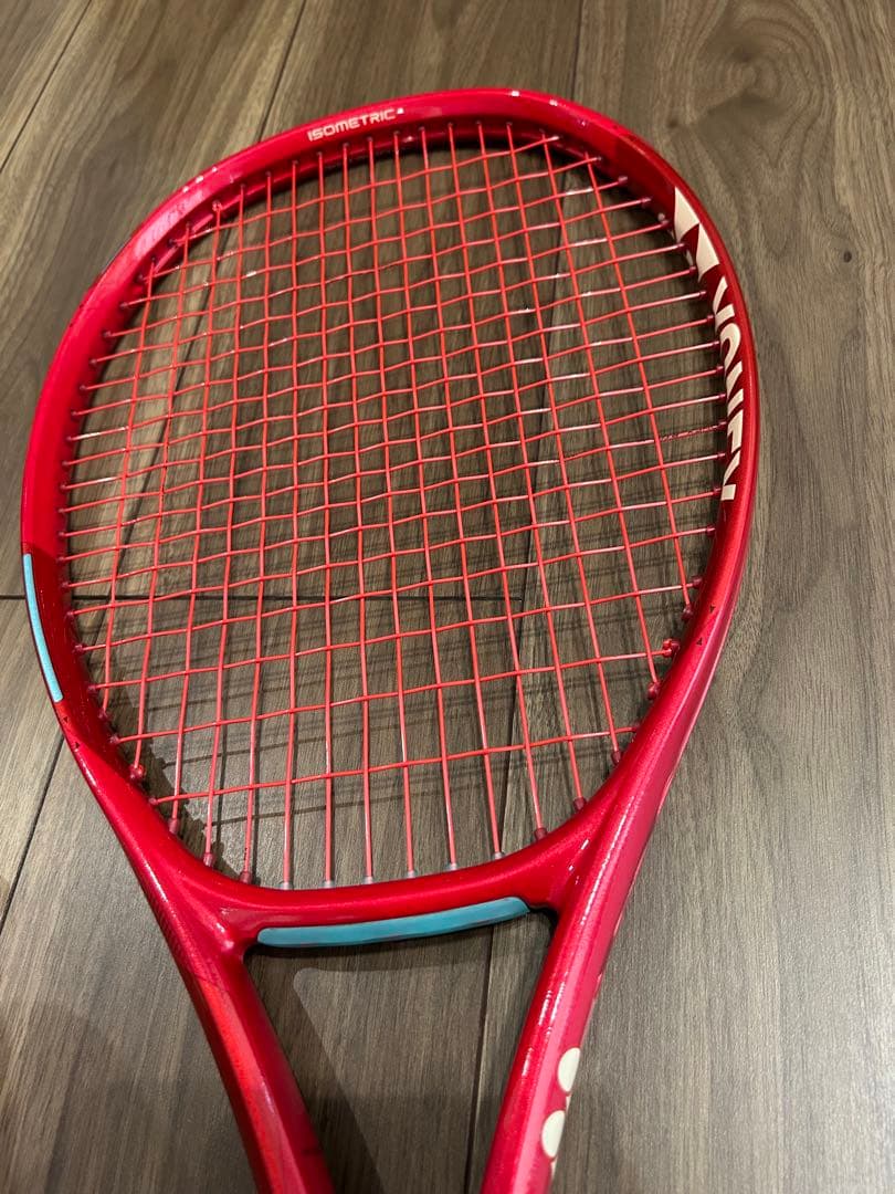 美品　YONEX VCORE 98 G2 ブイコア98ヨネックスレザーグリップ付