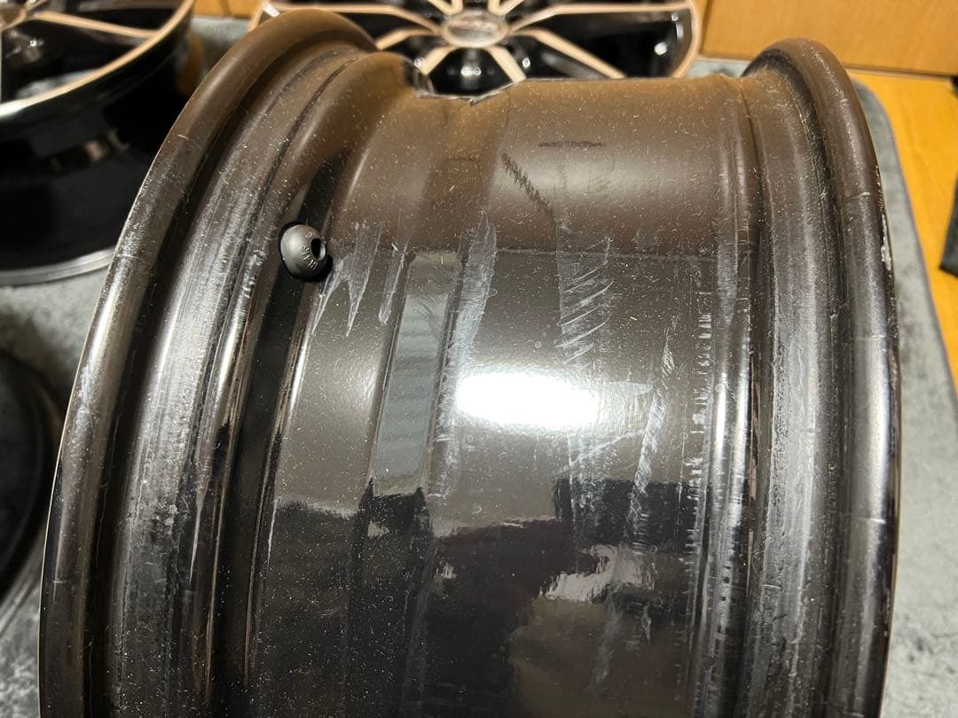 引取限定ベンツA35にて使用 BREMEN FF 18インチホイール 美中古4本