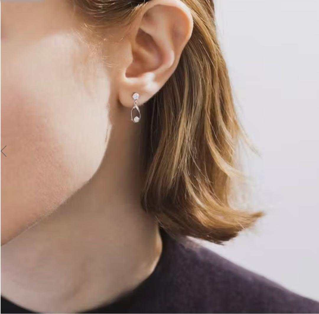 ヨンドシー 4℃ しずくモチーフ K10ホワイトゴールドピアス