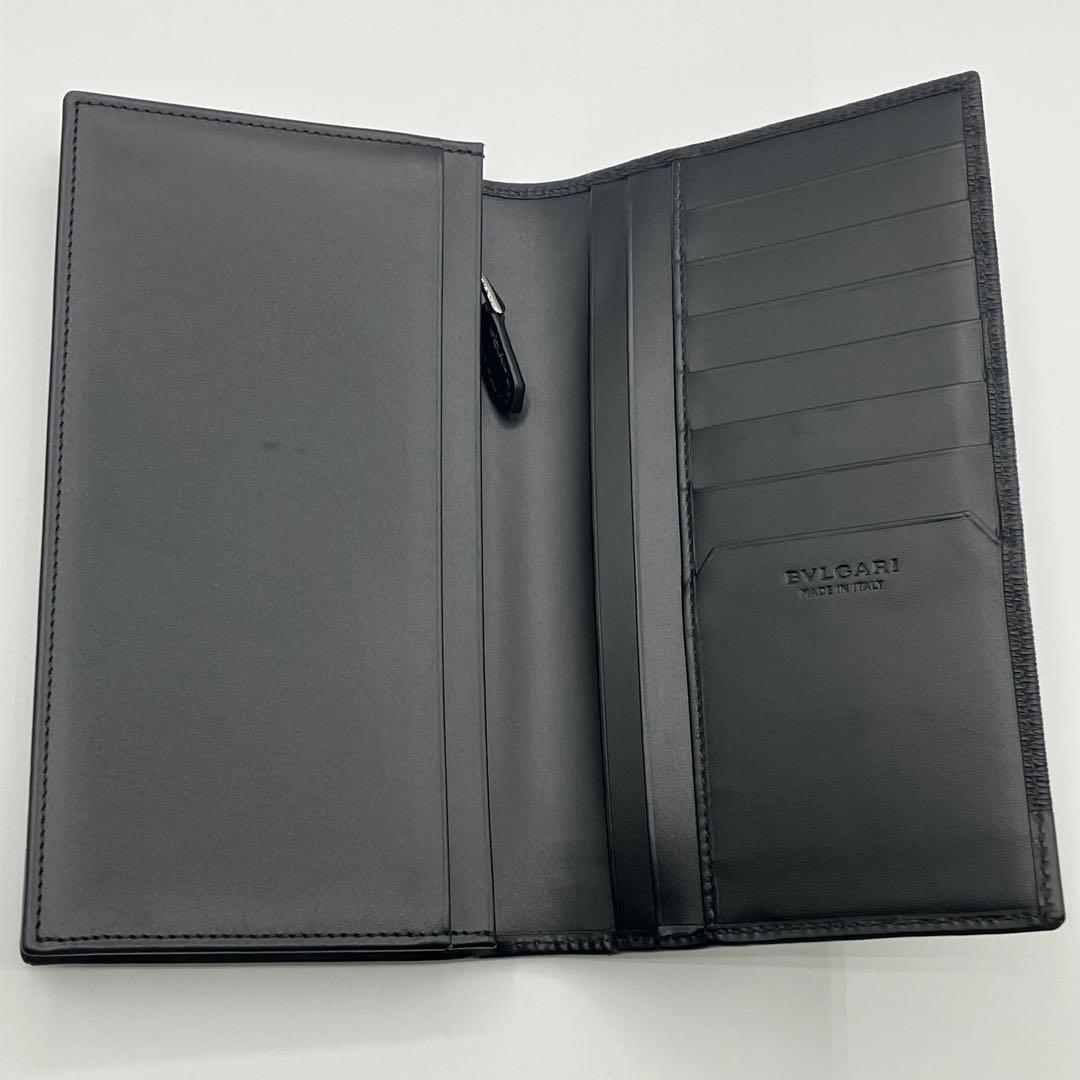 Kブルガリ セルペンティ スカリエ マン グレインレザー 長財布