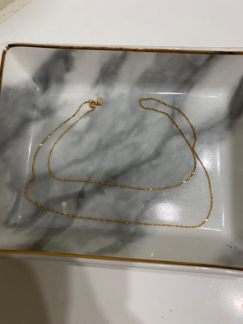 K18 スクリュー　ネックレス