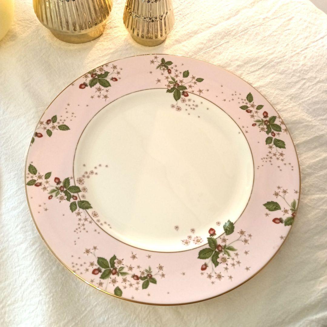 ウェッジウッド  ワイルドストロベリーブルーム プレート 2枚