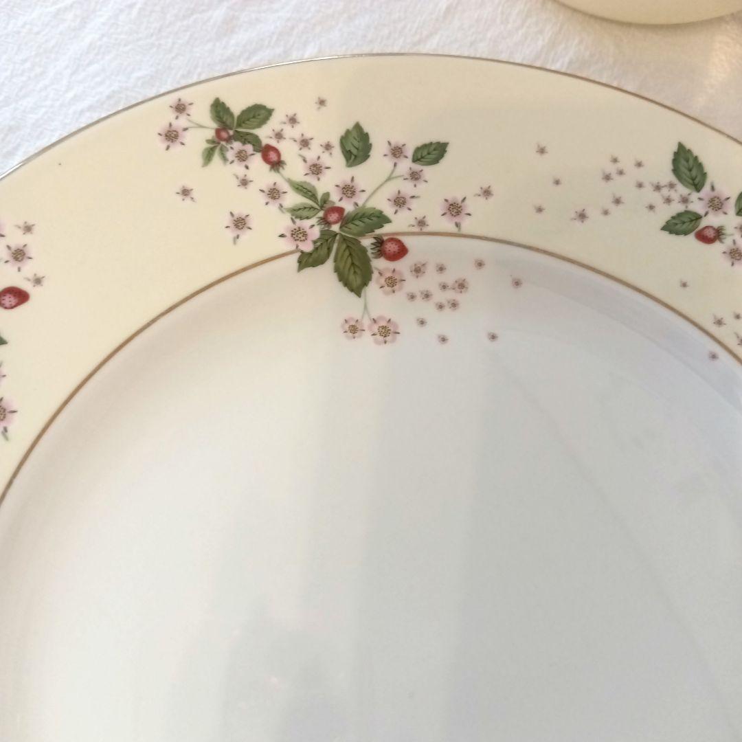 ウェッジウッド  ワイルドストロベリーブルーム プレート 2枚