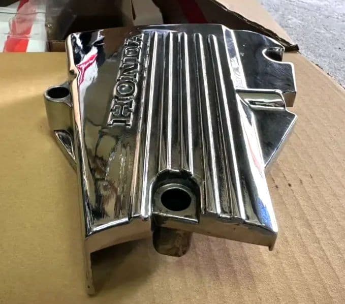 CBX400F フロントスプロケットカバー　メッキ