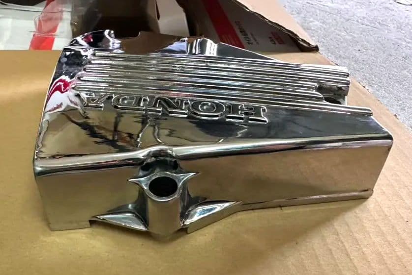CBX400F フロントスプロケットカバー　メッキ