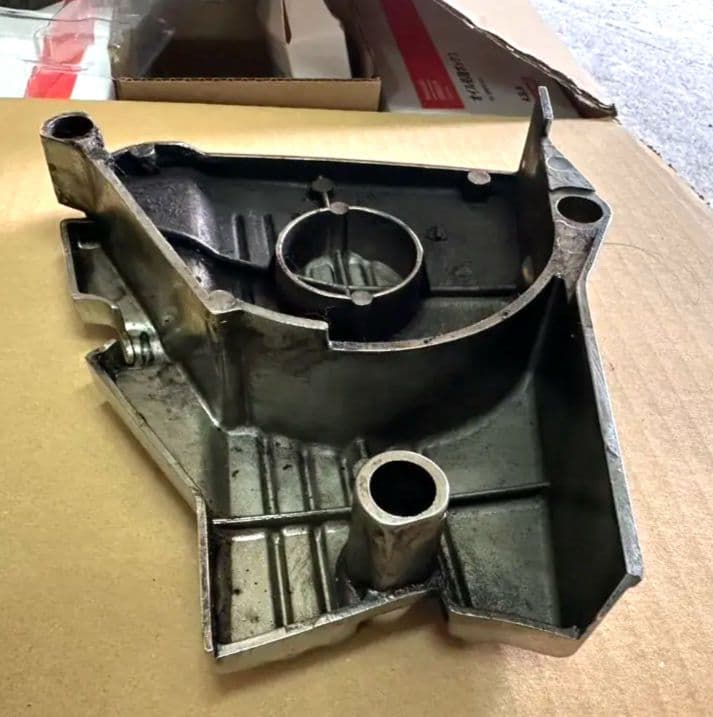 CBX400F フロントスプロケットカバー　メッキ