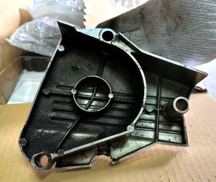 CBX400F フロントスプロケットカバー　メッキ