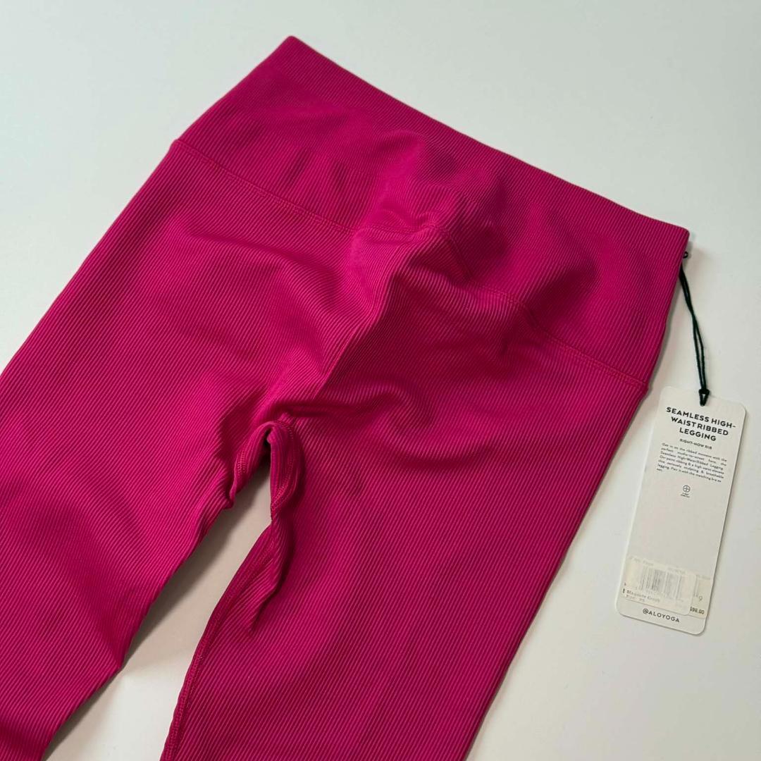 【未使用タグ付き】alo yoga シームレス レギンス XS ピンク