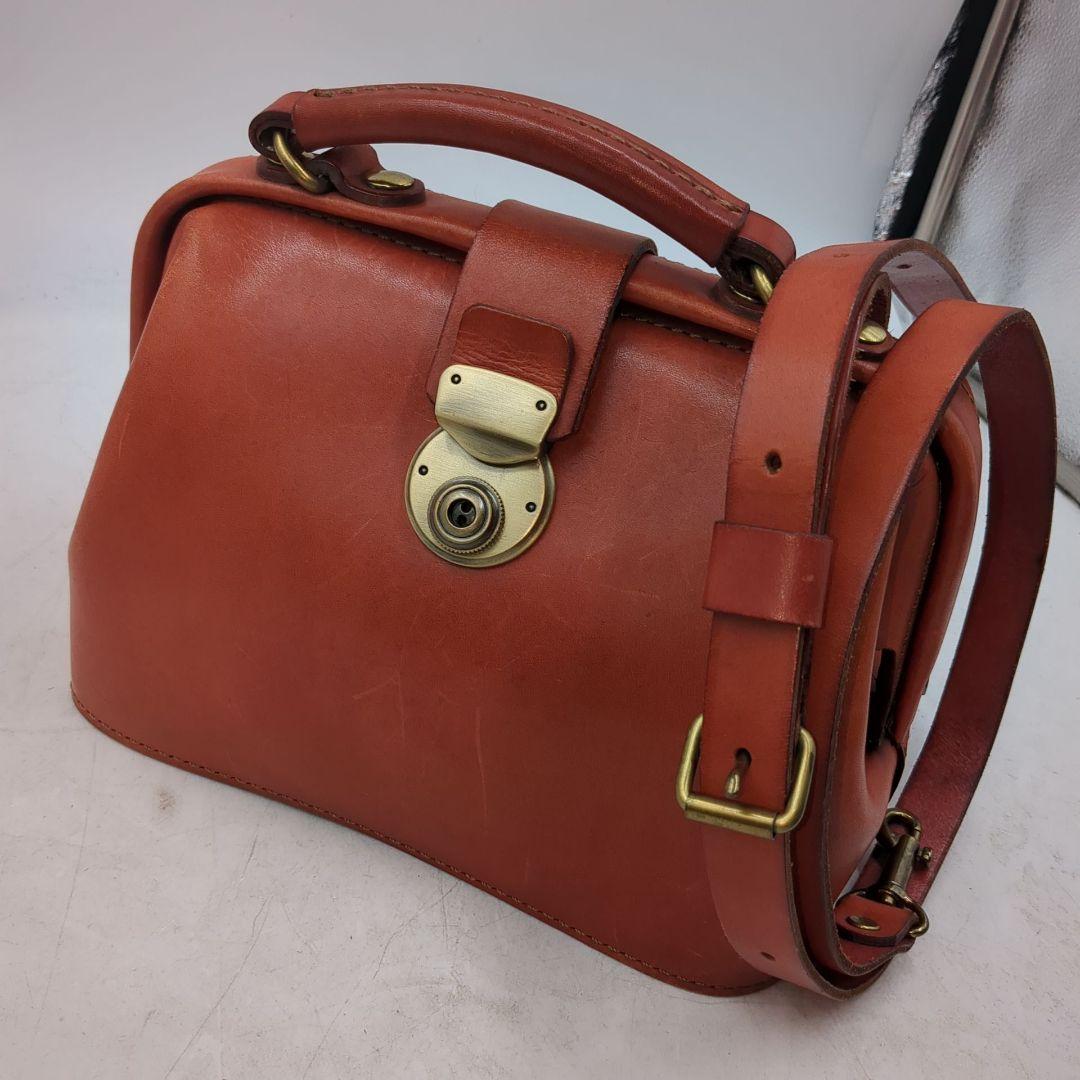 ヘルツ HERZ ミニドクターバッグ ショルダーバッグ 赤