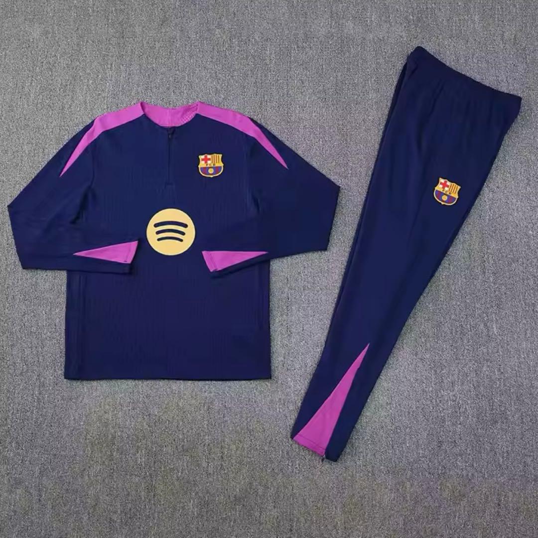 FCバルセロナのトレーニングウェア（ハーフジップトップ＆ロングパンツ）上下セット