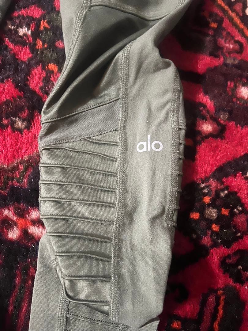 aloyogaアローヨガ/ハイウエストモトレギンス/ルルレモン ヨガ