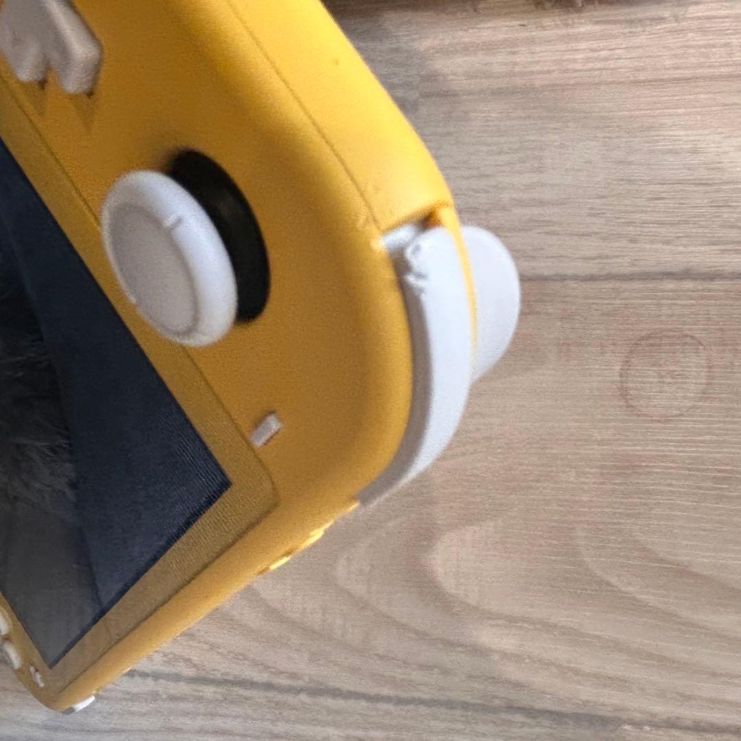 Nintendo switch lite 本体+充電器+外箱