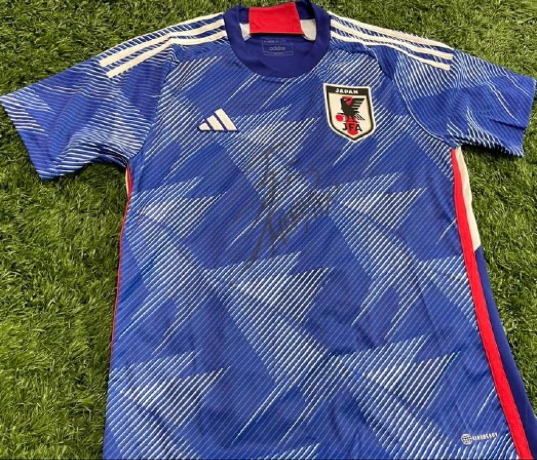 サッカー日本代表 森保一監督 サイン入りユニフォーム 公式証拠あり カタールW杯