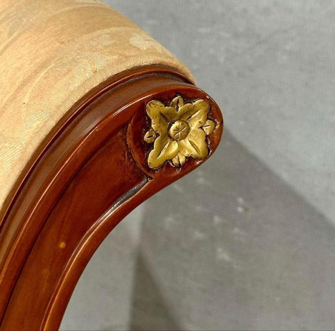 ✦優雅な曲線美✦ロココ調クラシックチェア　アームチェア　真鍮調装飾　ヴィンテージ