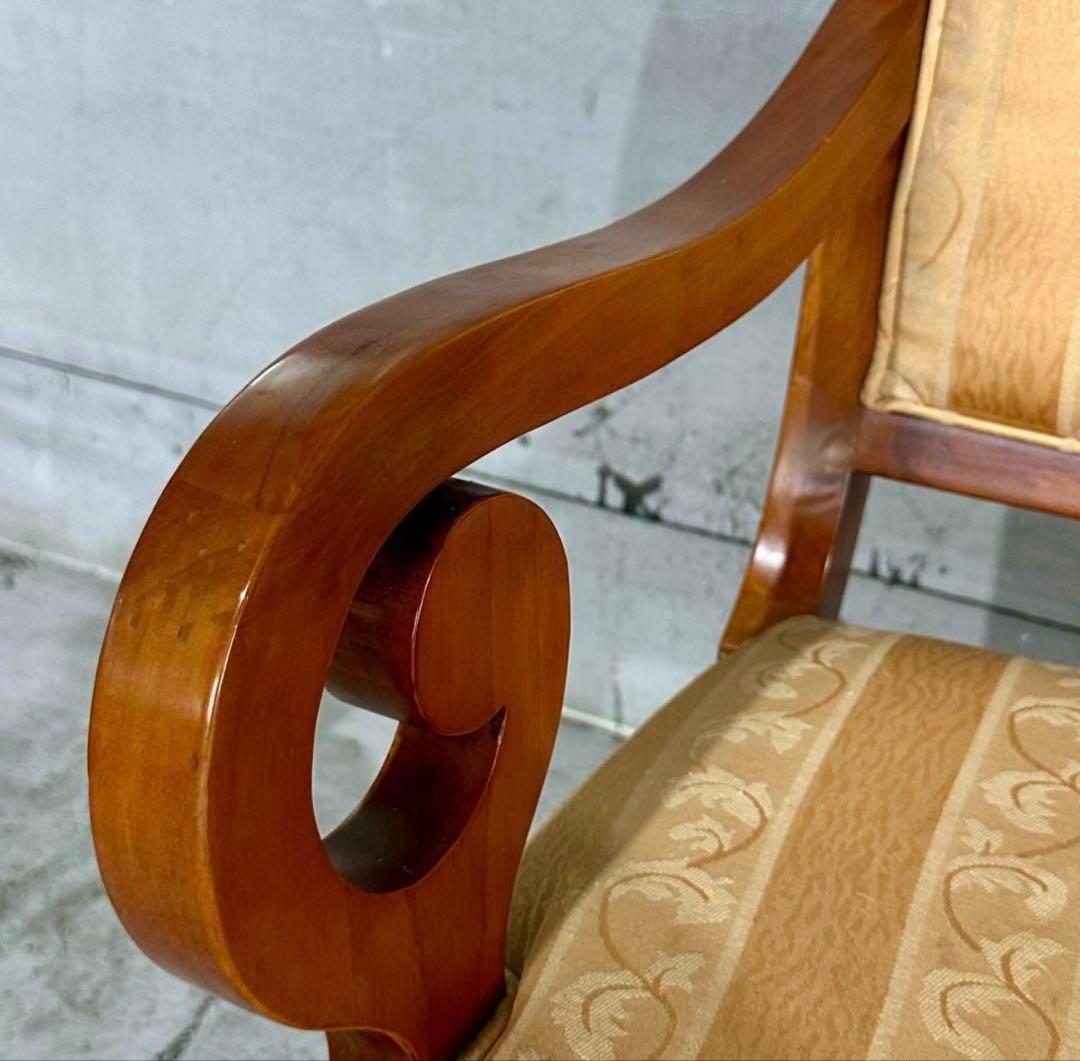 ✦優雅な曲線美✦ロココ調クラシックチェア　アームチェア　真鍮調装飾　ヴィンテージ