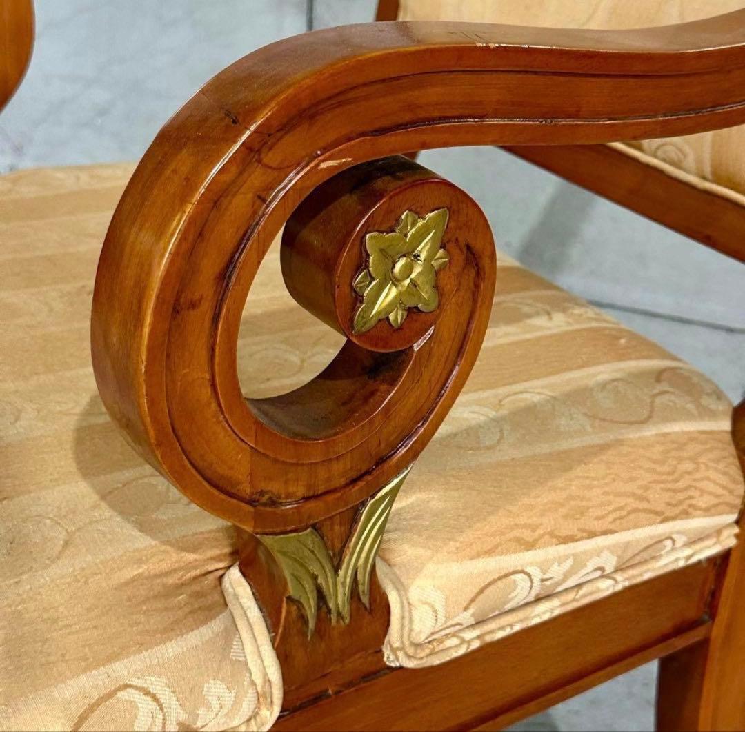 ✦優雅な曲線美✦ロココ調クラシックチェア　アームチェア　真鍮調装飾　ヴィンテージ