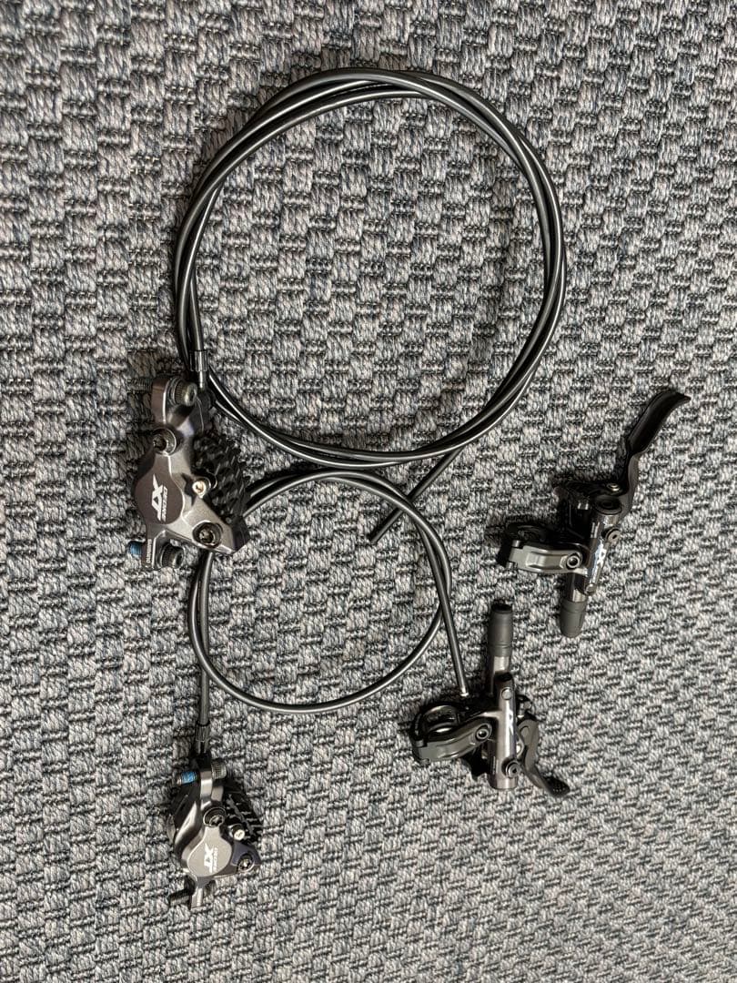 BL-M8100 BR-M8100 前後セット