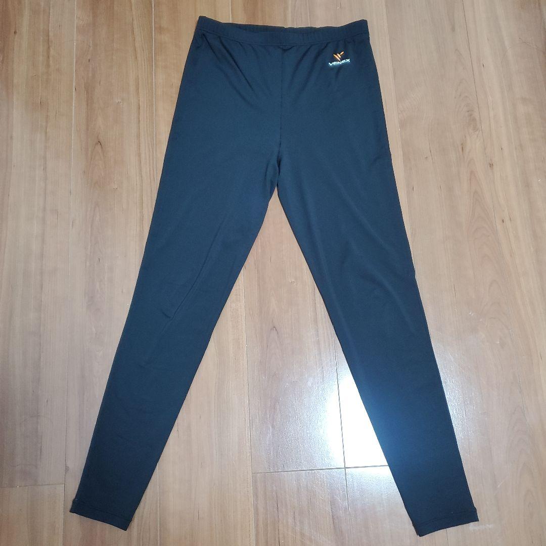 【なつな】VENEX ブラック Tシャツ とズボン