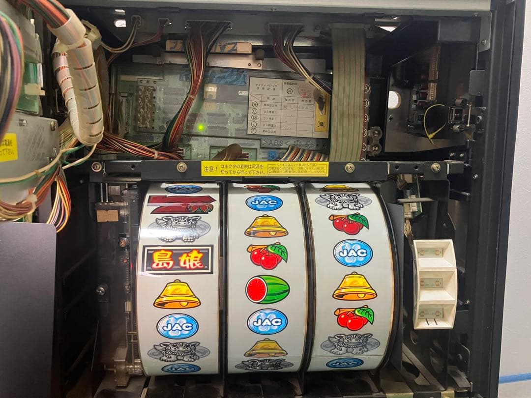 オリンピア25 ねぇねぇ島娘４号機・レア人気　メダル約1000枚付き