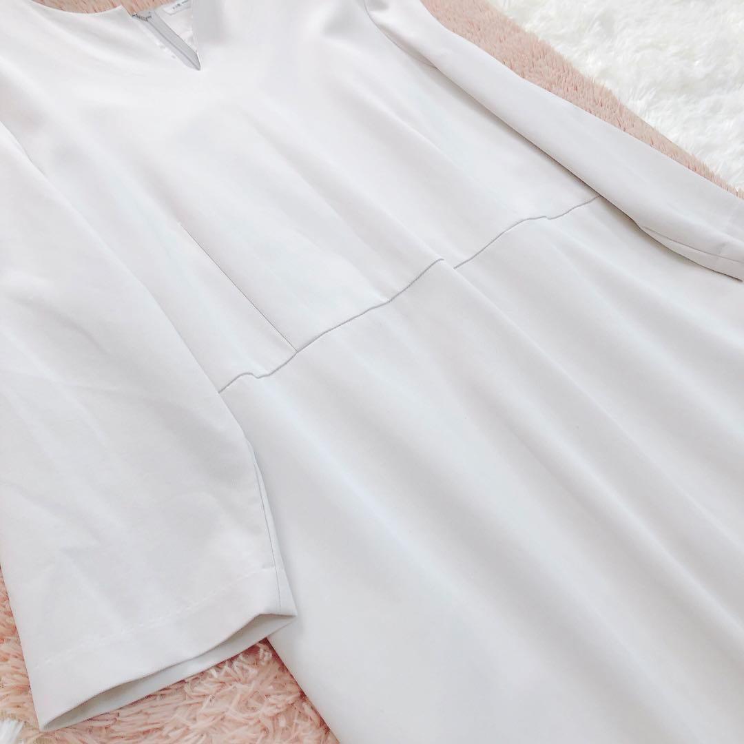 売約済　23区　46サイズ　ストレッチ　ワンピース　フォーマル　アイボリー