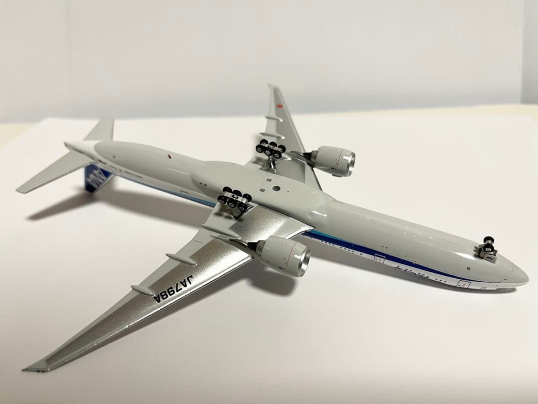 航空機・ヘリコプター ANA 777-300ER JA798A