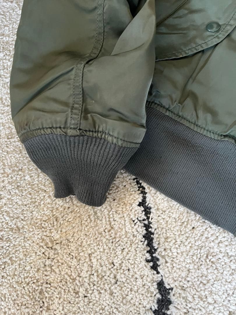 グランドクルー　90s USA製 ALPHA アルファma-1 ノームコア