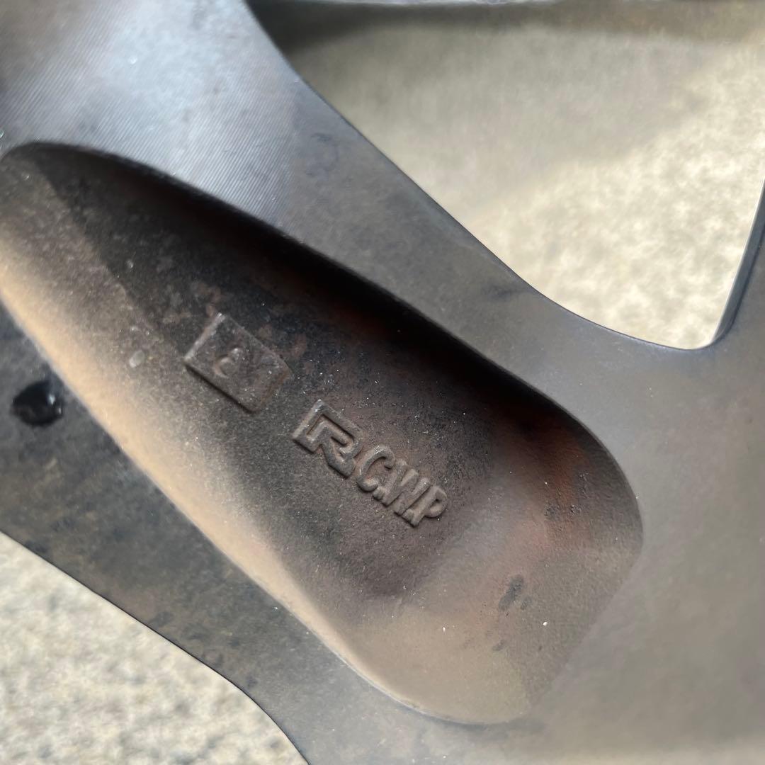 ハイエース　16インチアルミホイールレイズガルシア　4本　送料込み変更可能