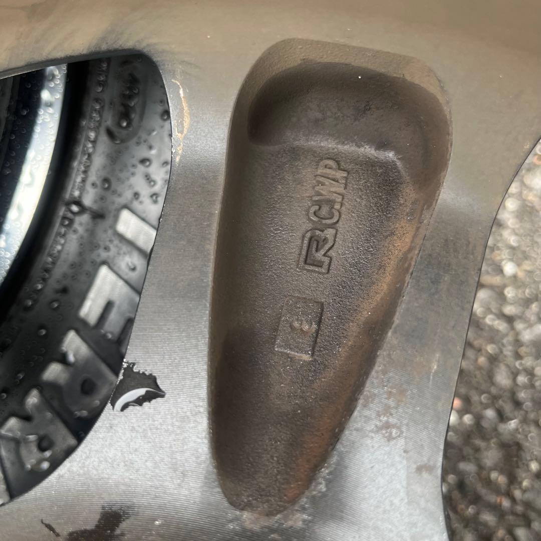 ハイエース　16インチアルミホイールレイズガルシア　4本　送料込み変更可能