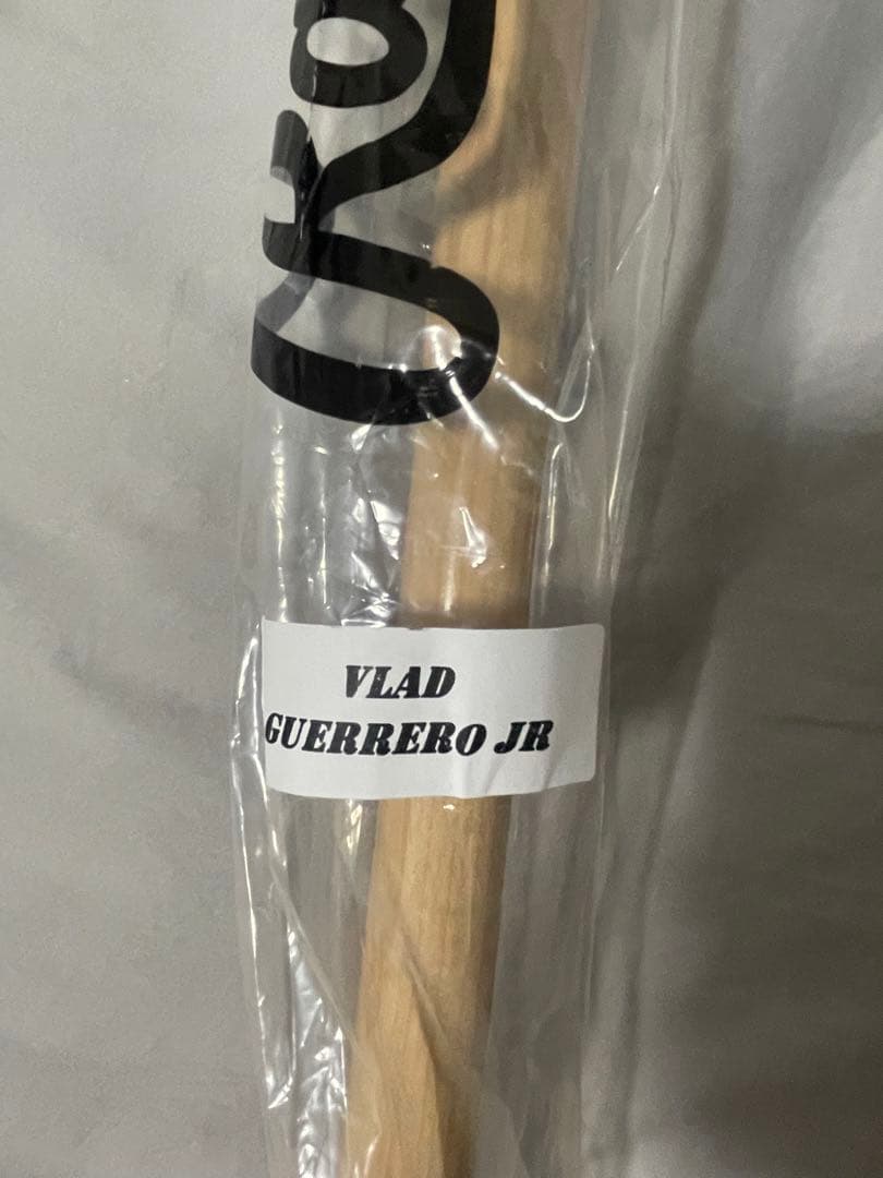 貴重JSA鑑定品証明書付きVLAD GUERRERO JR サインバット