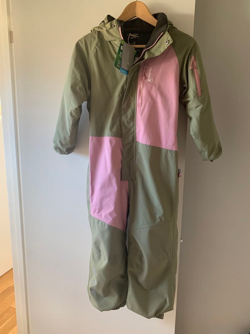 イスビョン　ジャンプスープ　スノーウエア　110cm