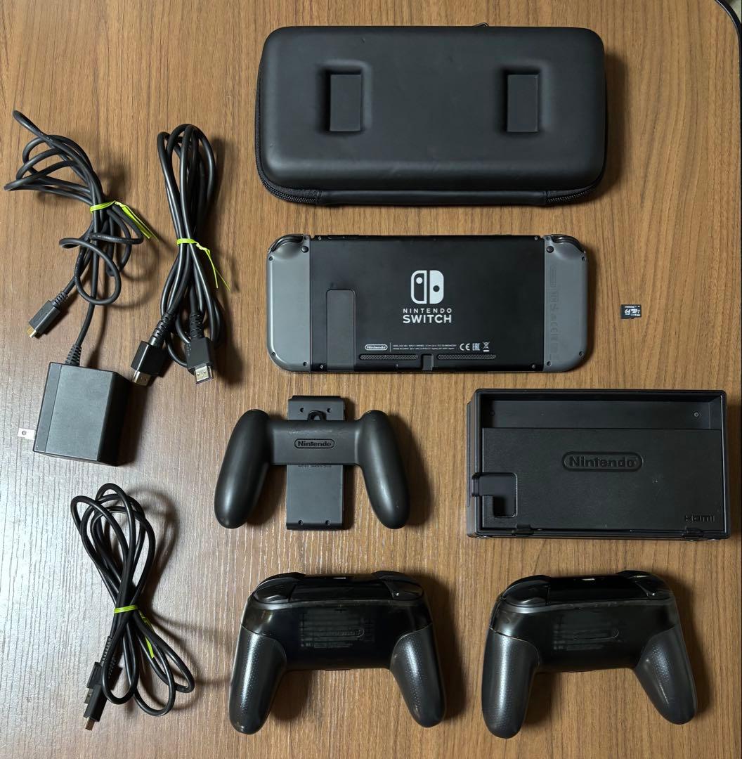 Switch 本体　純正プロコン2つ　純正品ケース　マイクロSD64GB