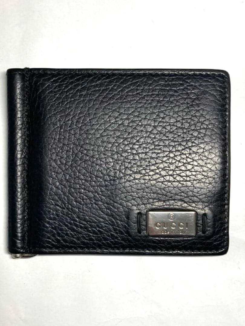 良品　グッチ　グッチロゴ　レザー　マネークリップ付き　カードケース　ブラック