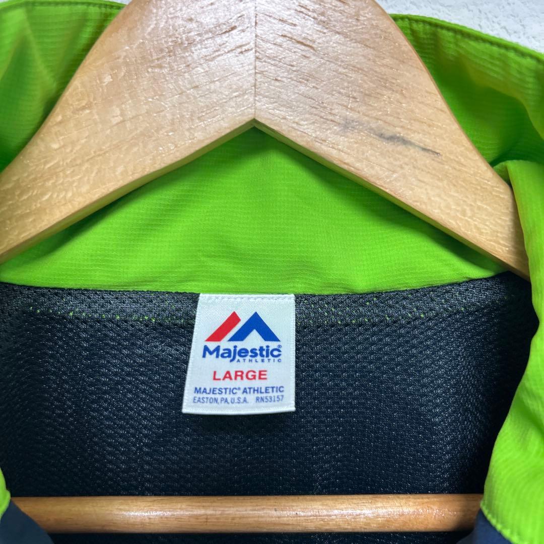 ヤクルトスワローズMajestic非売品ジップアップ　グランドコート