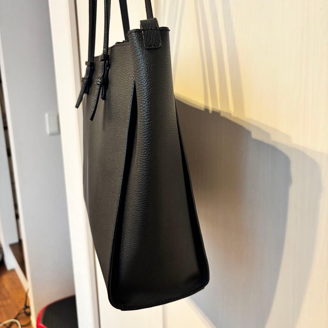 【極美品】CHARLES & KEITH クラシックダブルハンドル トートバッグ