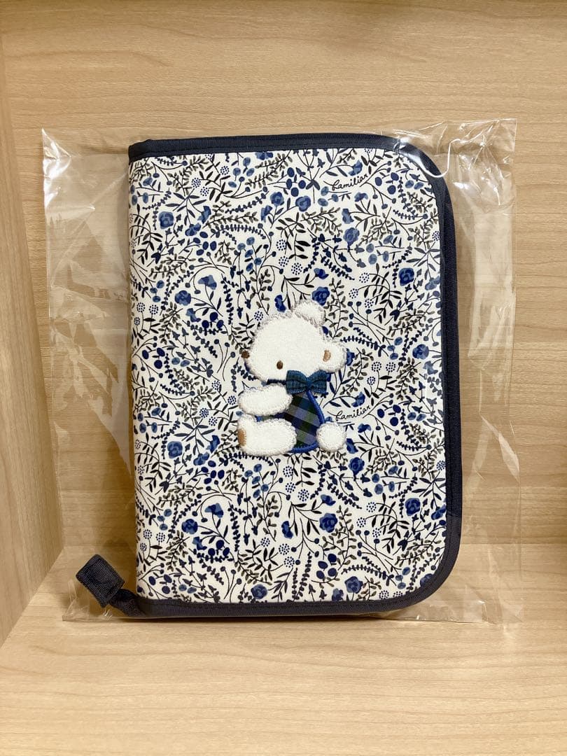 【送料込】ファミリア母子手帳ケース　リバティ　001