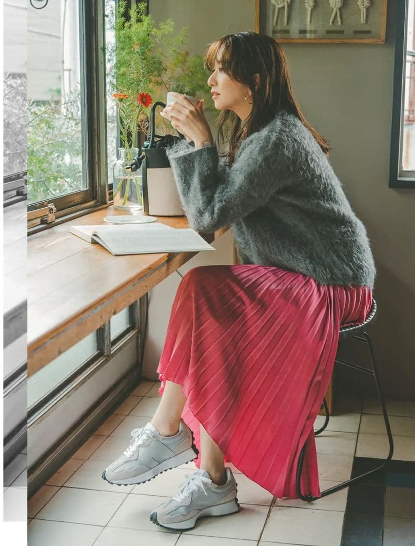 ★特価★　新品 ニューバランス　スニーカー　U327　24.0cm　送料込★