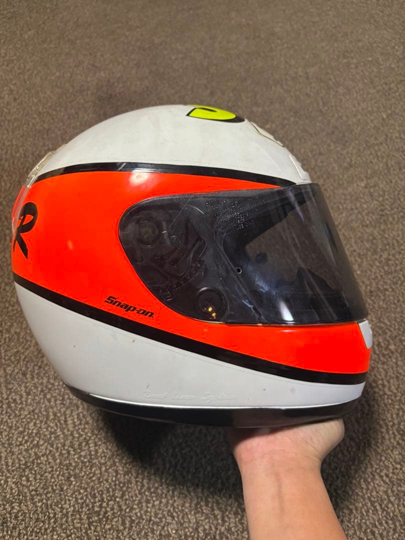 ショーエイヘルメット　SHOEI