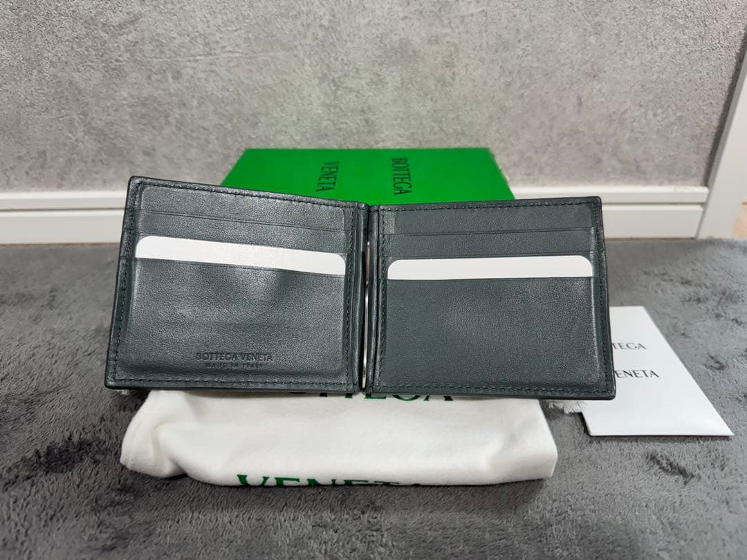 y*y様 BOTTEGA VENETA マネークリップ 二つ折り財布 イントレチ