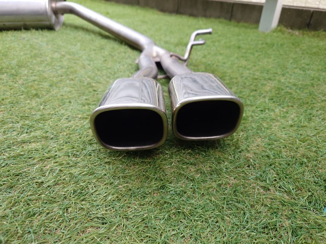 太*ん様 80ヴォクシー 　ノア　モデリスタマフラー