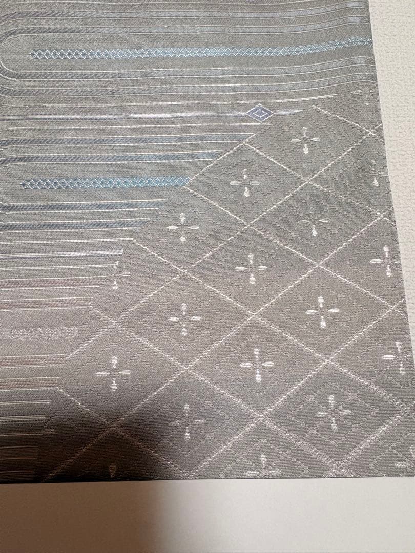 (週末値引き)グレー系 幾何学模様 西陣織袋帯 帯締め帯揚げのおまけ付き