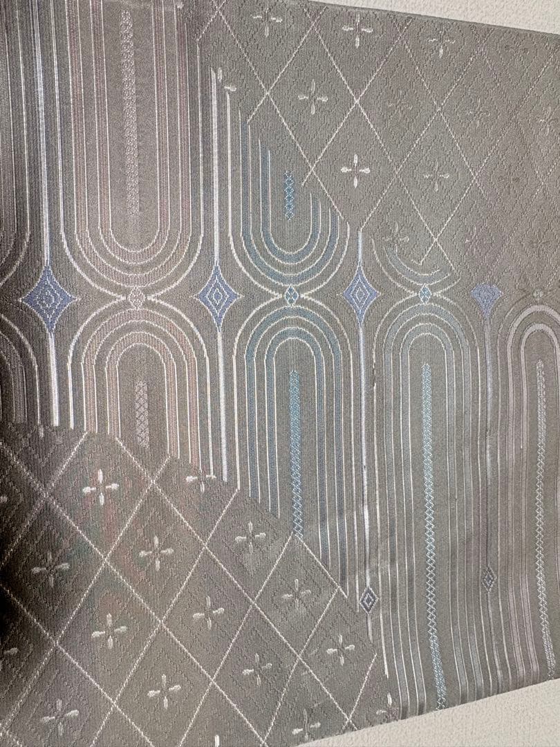 (週末値引き)グレー系 幾何学模様 西陣織袋帯 帯締め帯揚げのおまけ付き