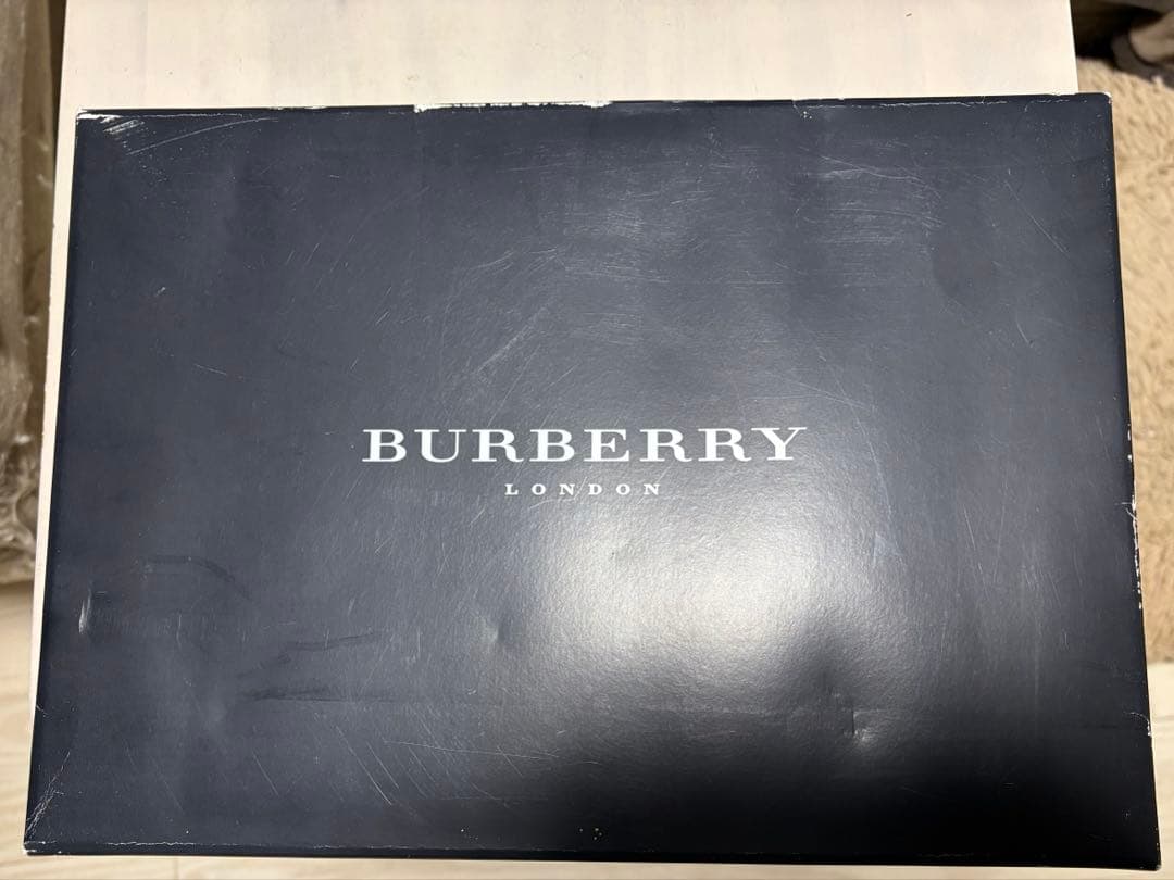 未使用　Burberry 膝掛け　マフラー　ネイビー