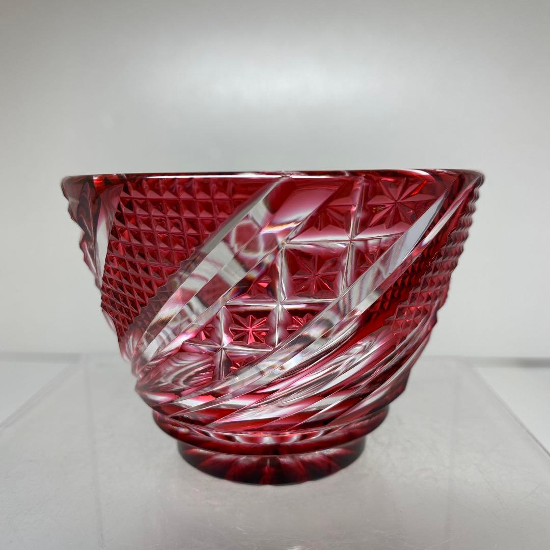 島津磯斎　薩摩切子　ねじり彫　切子小鉢　共箱　h5.7cm/口径7.9cm