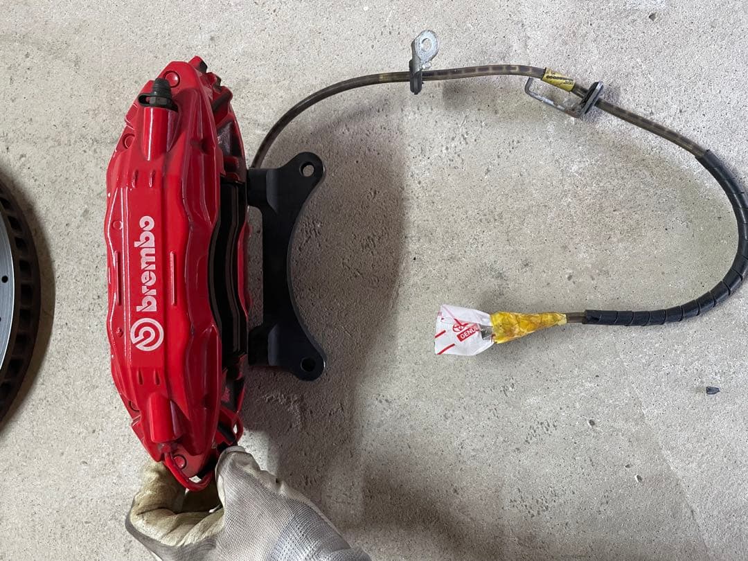 む*き様 20アルファードBrembo ブレーキキャリパーローターセット