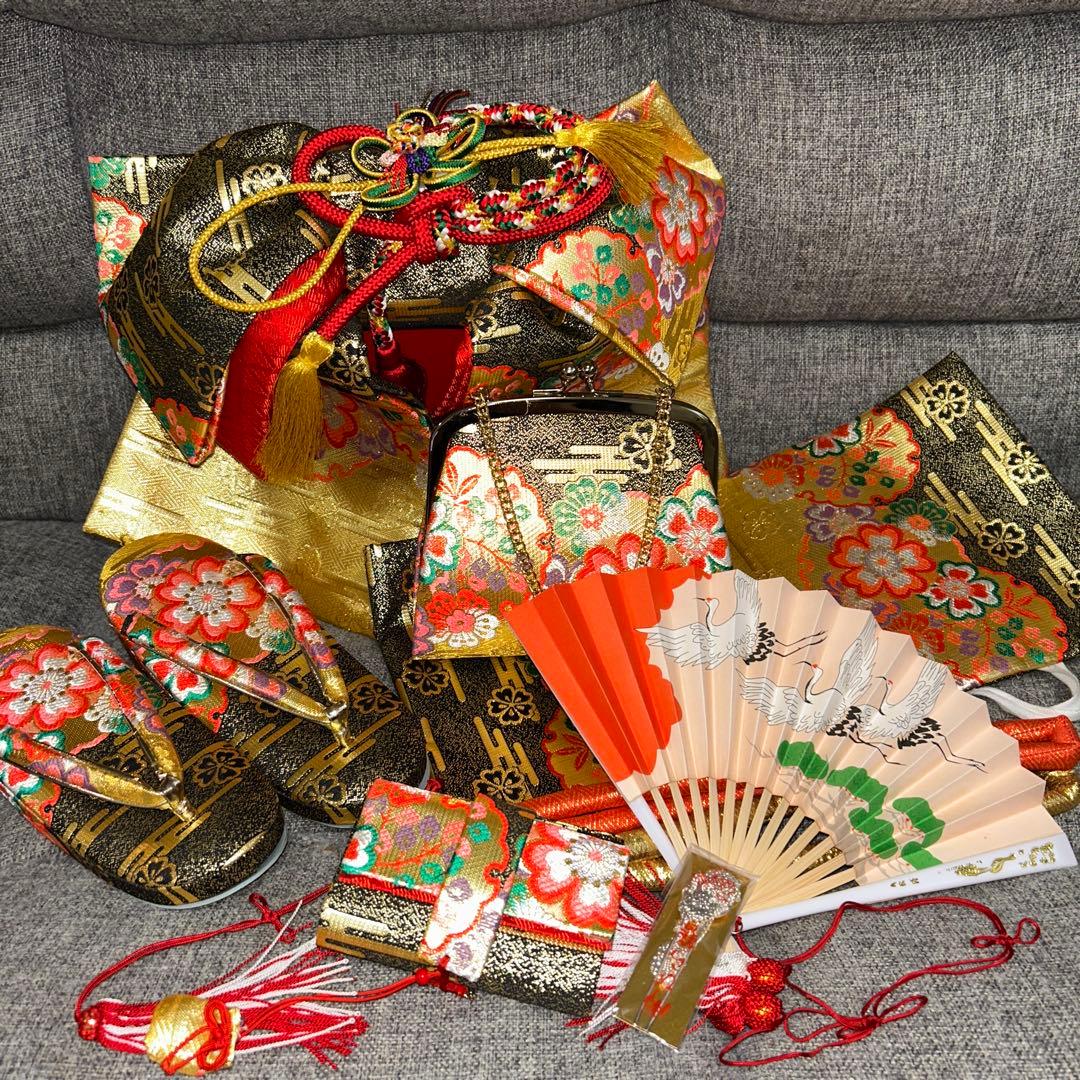 【極美品】七五三 箱せこ 豪華八点セット 飾り帯 草履 バッグ 和装小物 金✖︎黒